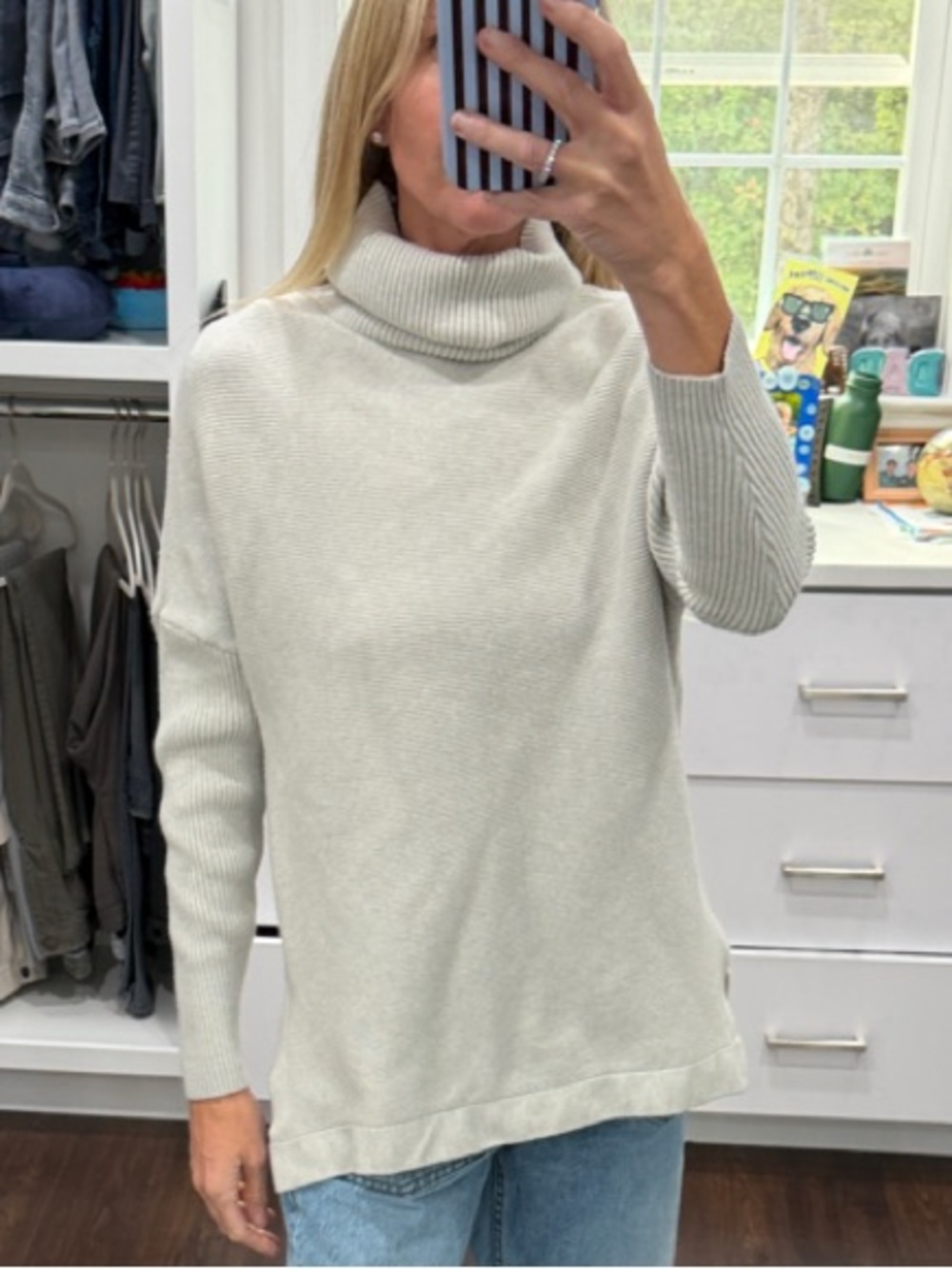 Amazon Light Gray Turtleneck Sweater - Relaxed Fit Knit